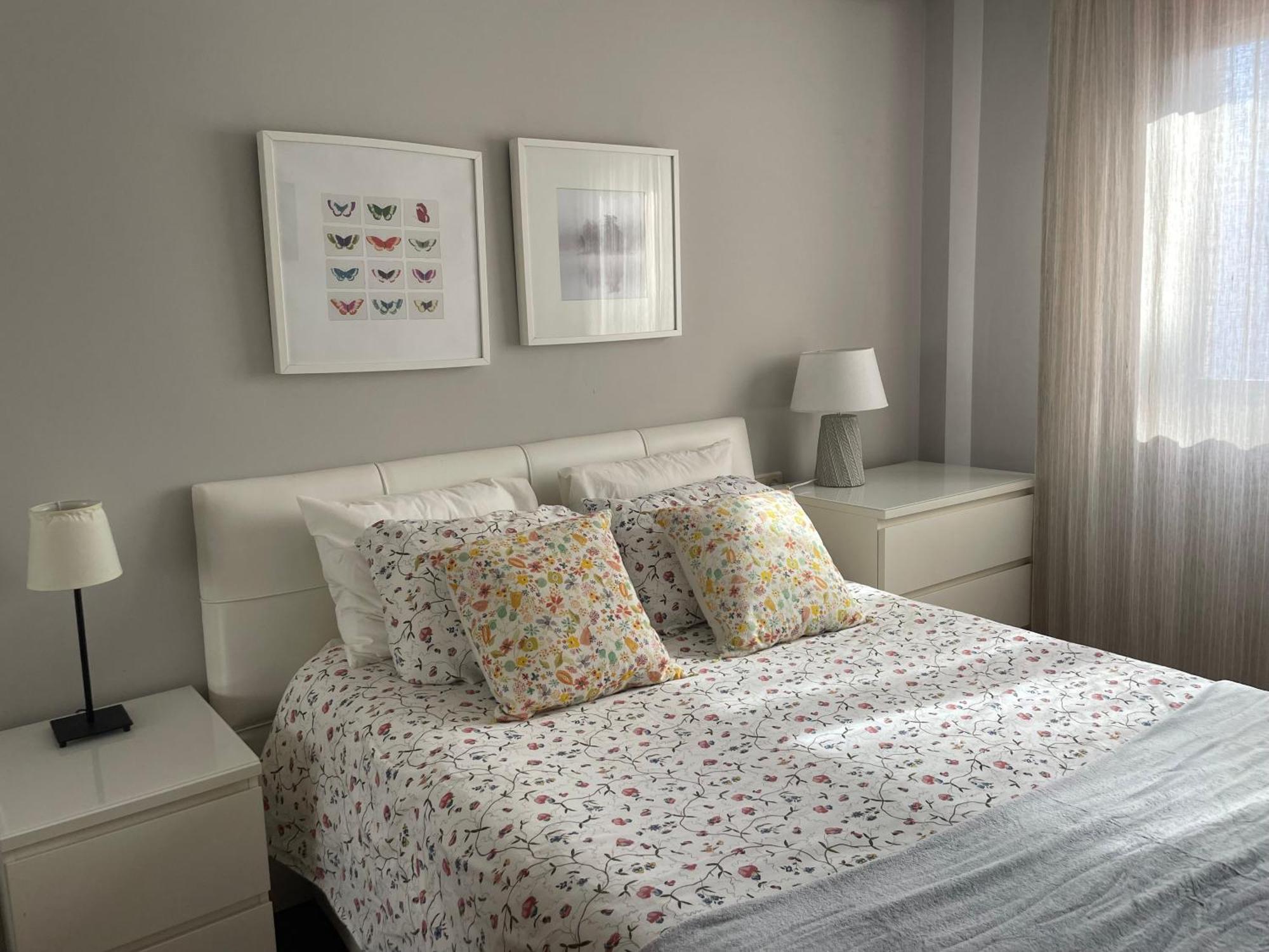 Apartamento Avenida de Toro Llanes Bagian luar foto
