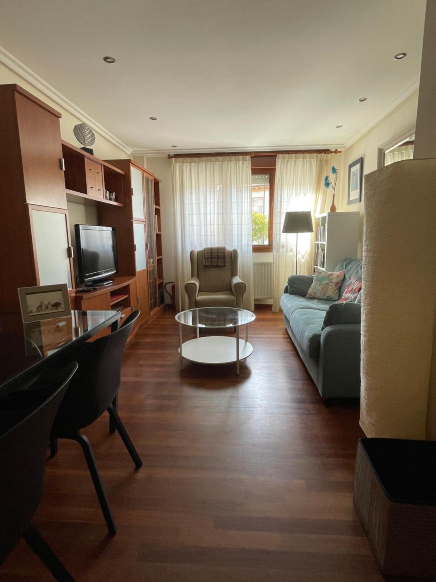 Apartamento Avenida de Toro Llanes Bagian luar foto
